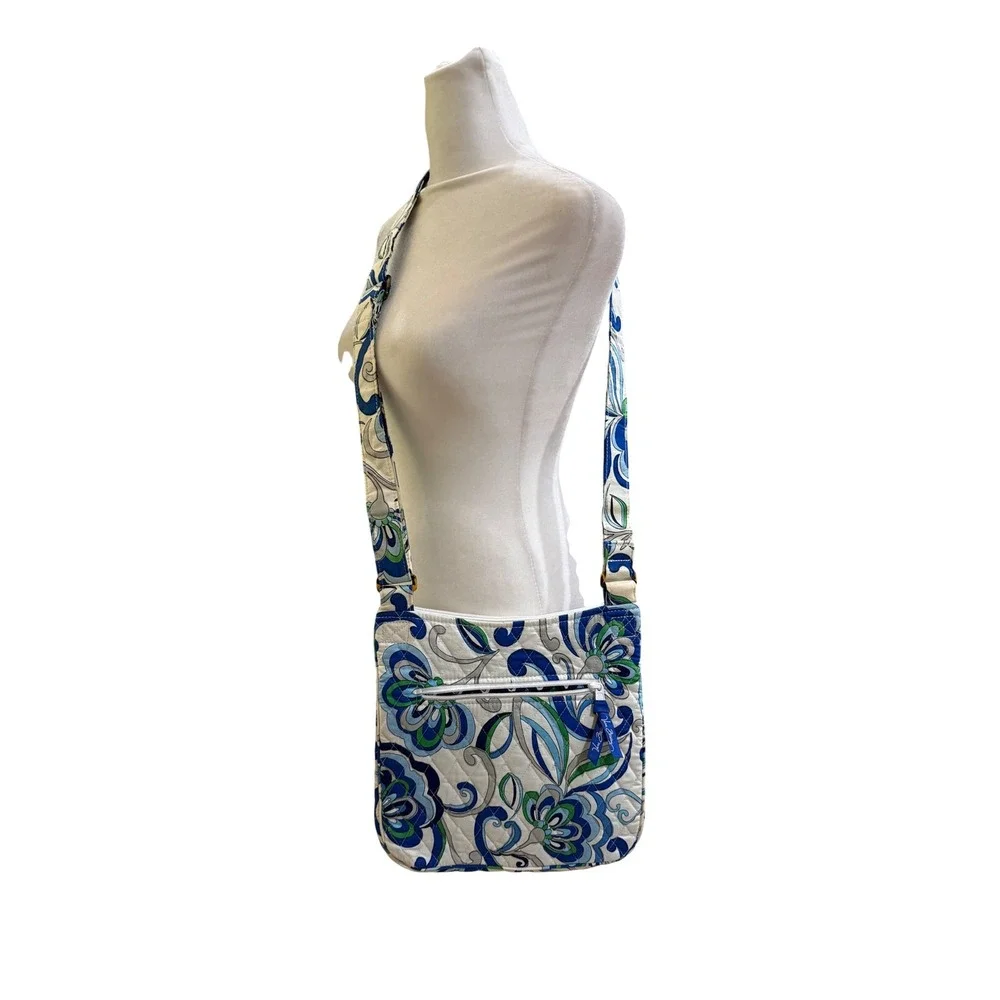 Vera Bradley Hipster Crossbody Bag Blue Bayou Floral Quilted Cotton‎ Purse